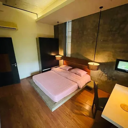 Reang Phnom Apartment